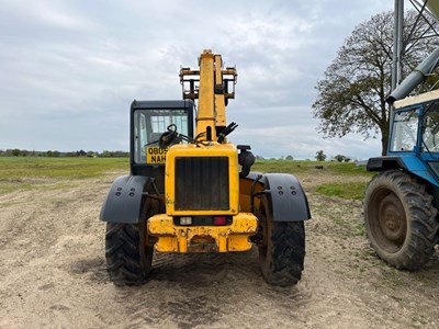 Lot 115 - JCB 528-70 telehandler (2000) (913.2 hours)...