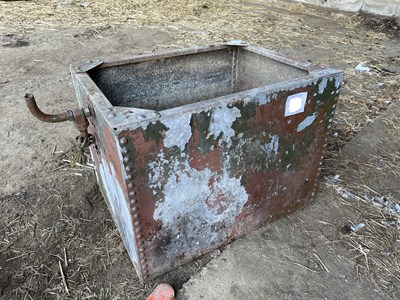 Lot 61n - Metal Water Tank