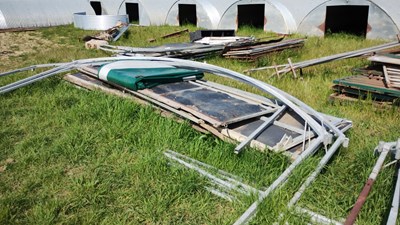 Lot 68 - Pig Hurdles / Dividers and Sheet