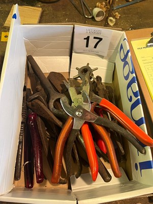 Lot 17 - Quantity of hand tools (Based in Risby) (No VAT)