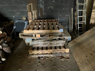 Lot 91 - Qty of Wooden Pallets (Based in Gedding) (No VAT)