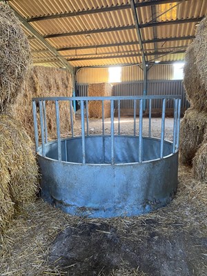 Lot 1p - 5 x Metal Hay Feeders (Only 3 years old from...