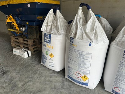 Lot 40 - Fertiliser - Axtram x3 - 600 kg bags