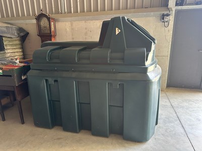 Lot 33 - Midas diesel tank - 2,460L