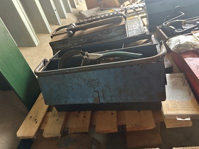 Lot 102 - BDS Toolbox with a range of tools