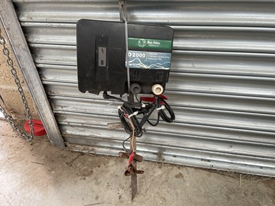 Lot 104 - Mole Valley D2000 Electric Fence Energiser