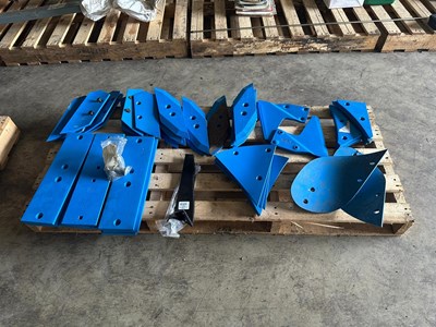 Lot 143 - Pallet of Lemken Plough Points and Parts