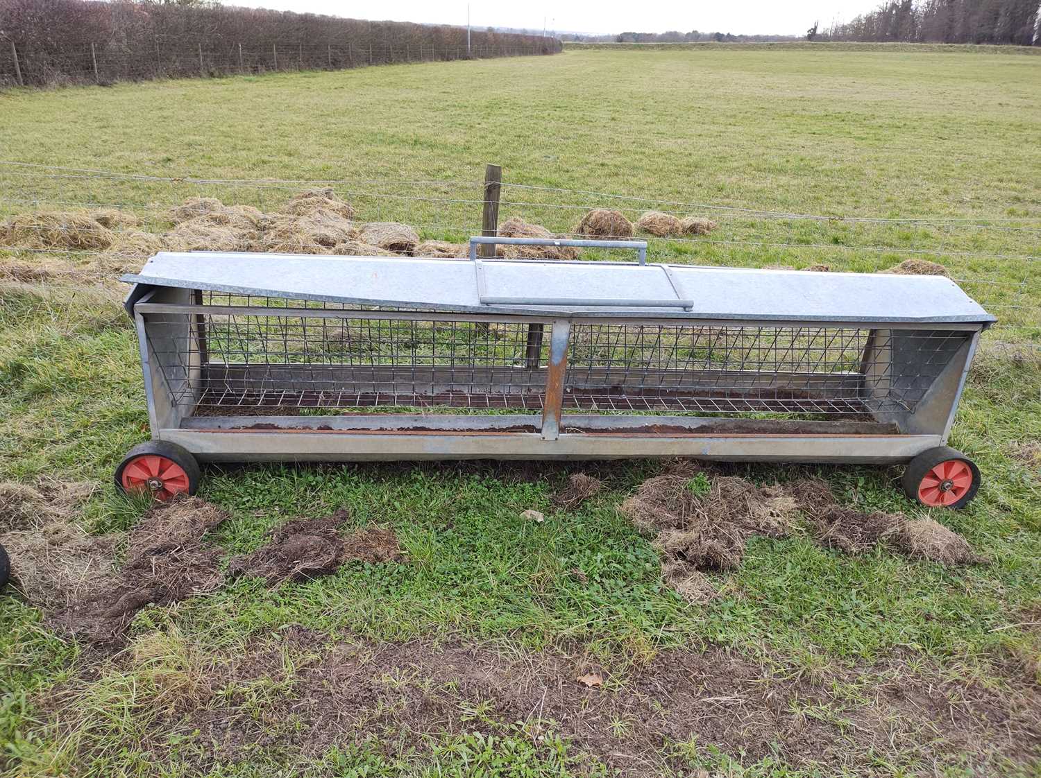 Lot 136 - IAE Mobile Hay Rack