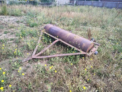 Lot 10 - Heavy Flat Roll (Located in Brettenham, no VAT)