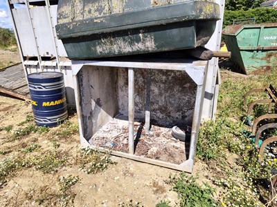 Lot 24 - Galvanised Water Tank (Located in Brettenham,...