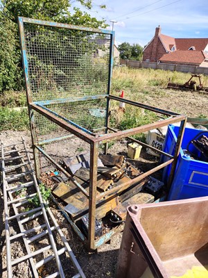 Lot 25 - Galvanised Cage (Located in Brettenham, no VAT)