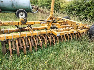 Lot 54 - Simba Double Press (Located in Barningham, no...
