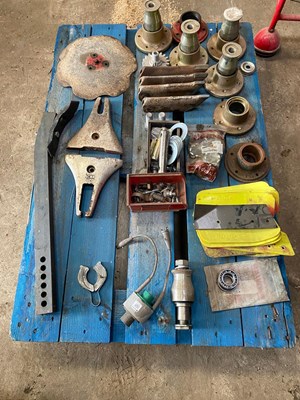 Lot 80 - Various Horsch drill spares (Located in...