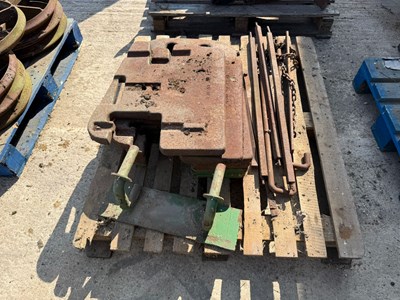 Lot 126 - Quantity of weights - John Deere 50kg x 6 -...
