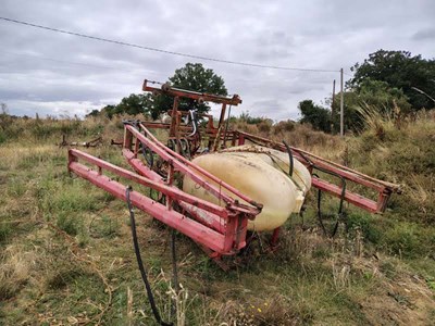 Lot 135 - 12m Trailed Sprayer (Located in Barningham, no...