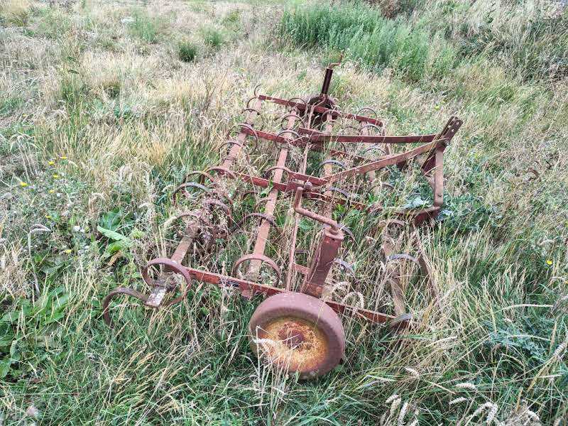 Lot 136 - 3m Massey Ferguson Spring Tine Cultivator