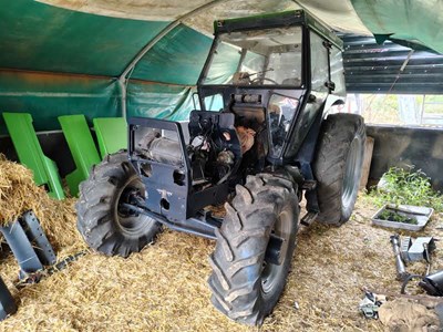 Lot 141 - Deutz Fahr DX450 (Year 1989) (7847 hours) in...