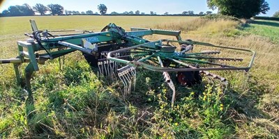 Lot 185 - Krone Twin Rake KS 6.50-7.60/24 adjustable...