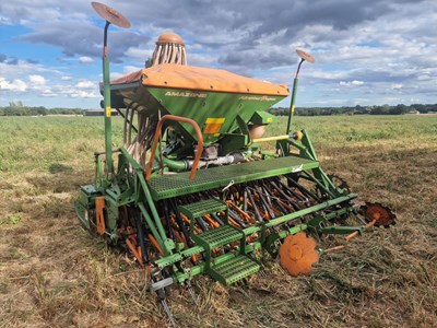 Lot 202 - Amazon Airstream progress seed drill 3 metres...