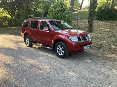 Lot 293 - Nissan Pathfinder (2010) manual gearbox, low...