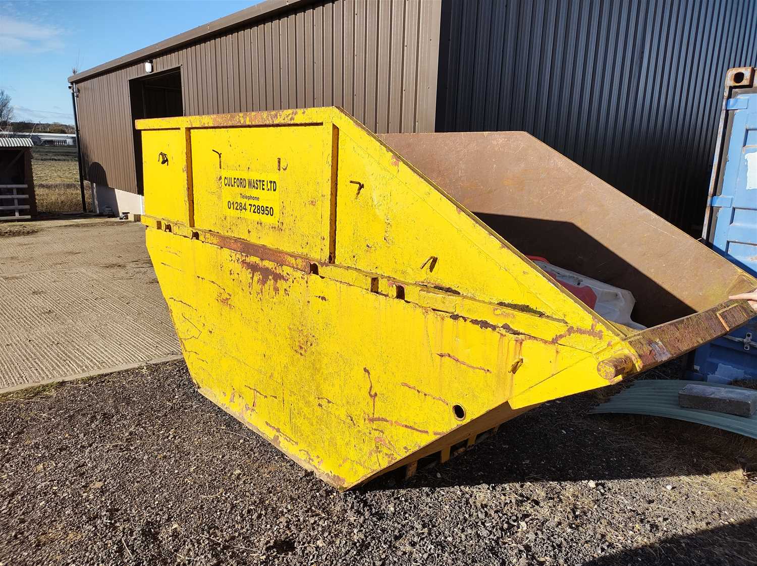 High Sided Ror Skip Lot 70 - High Sided Metal Skip