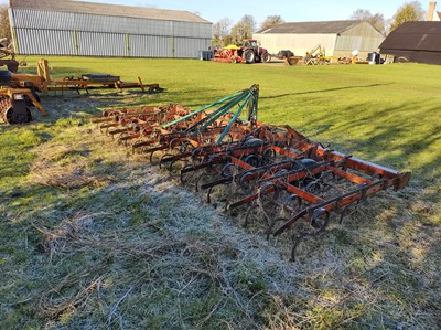 Lot 47 - Kverneland 6m Mounted Springtines