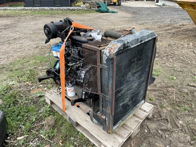 Lot 280 - Ford Engine