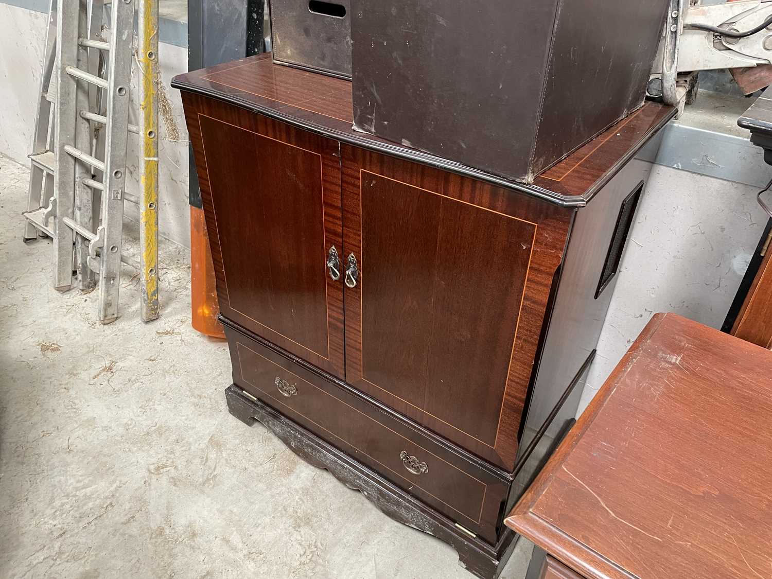 Lot 1 - Wooden TV Cabinet