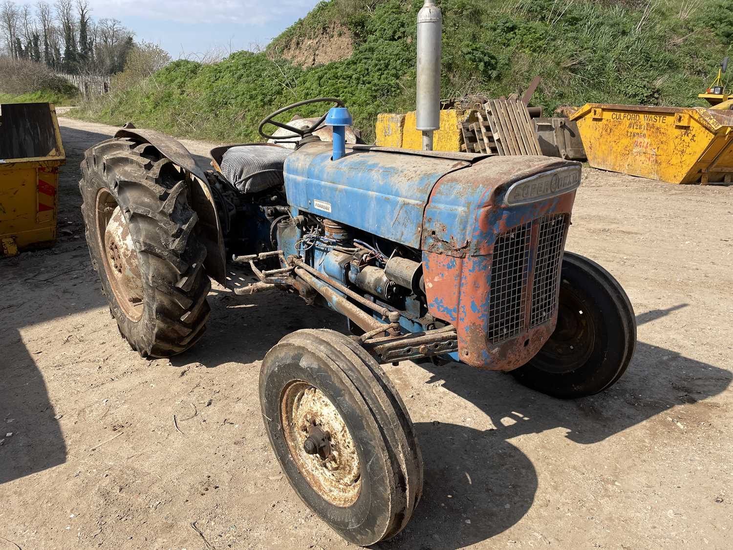 Lot 207 - Fordson Super Dexter Tractor. No V5