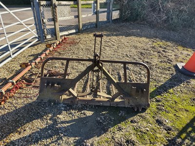 Lot 60 - Tractor Mounted Buckrake