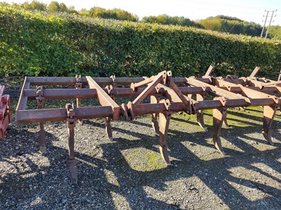 Lot 65 - 12 Leg Massey Ferguson Chisel Plough (3m Width)