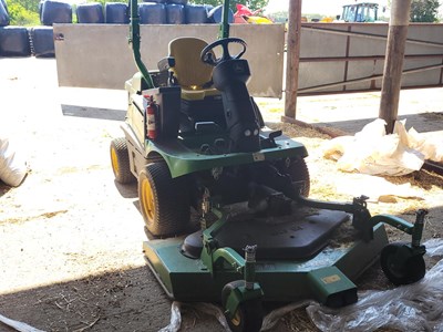 Lot 151 - John Deere 1570 Mower with 62" Front Deck...